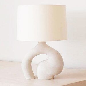 Nova Modern Lamp