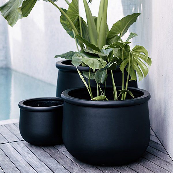 Nero Planter Pot