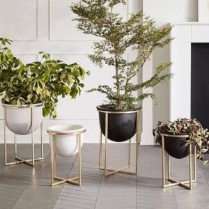 Blazen Planter Pot