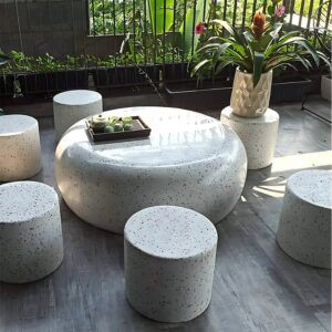 Peblora Outdoor Table