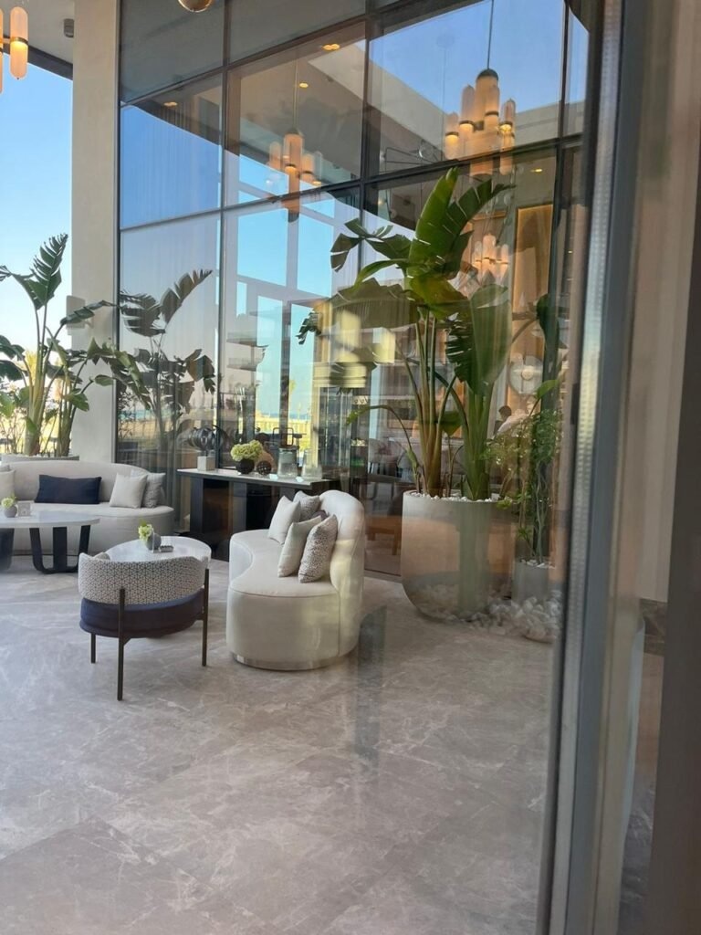 Address Beach Marasi 5569489